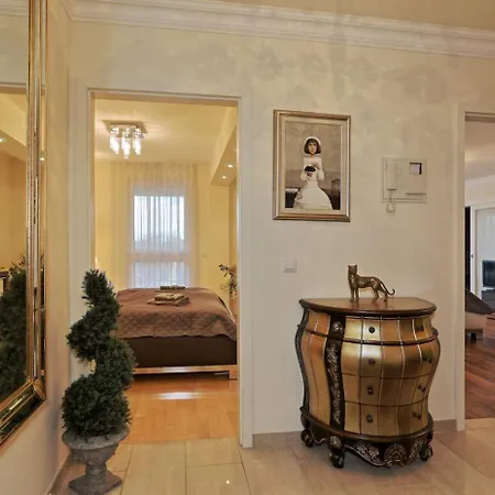 Penthouse Muelheim- Ruhr - Zentral - Edel - Luxus Pur Apartment