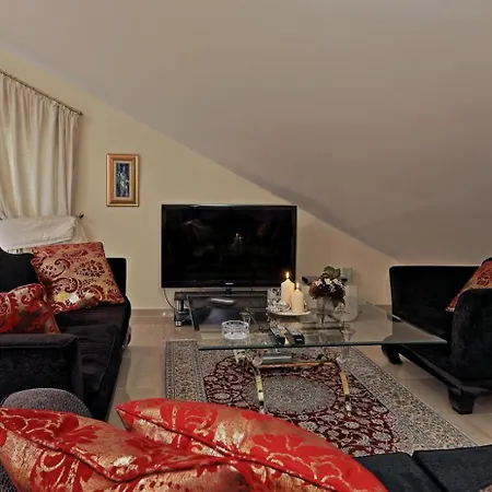Penthouse Muelheim- Ruhr - Zentral - Edel - Luxus Pur * Muelheim an der Ruhr