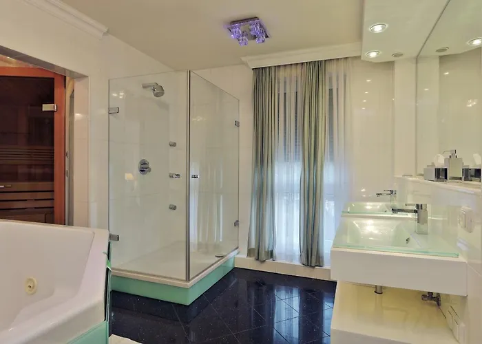 Penthouse Muelheim- Ruhr - Zentral - Edel - Luxus Pur Mülheim an der Ruhr